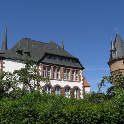 Bild vergrößern: Das Stadtarchiv befindet sich in der Klosterbergschule