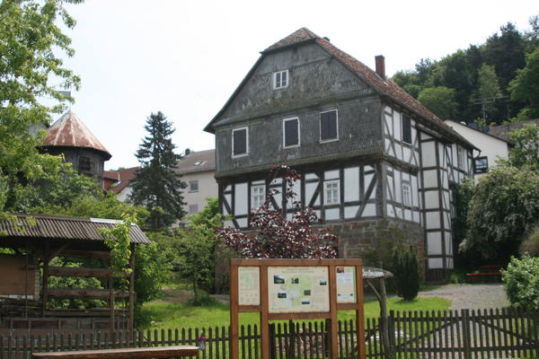 Bild vergrößern: Dorfmuseum Oberrosphe-01
