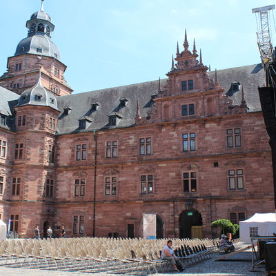 Bild vergr&ouml;&szlig;ern: Alder Modemarkt am 03.07.2014